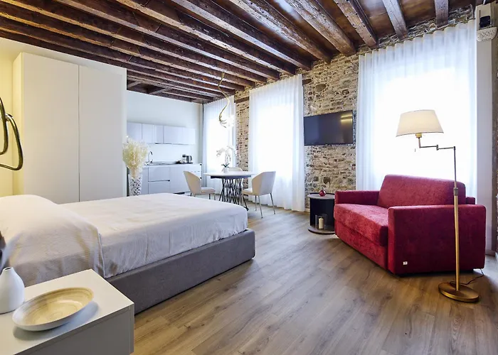 Sarpi & 4* ウーディネ