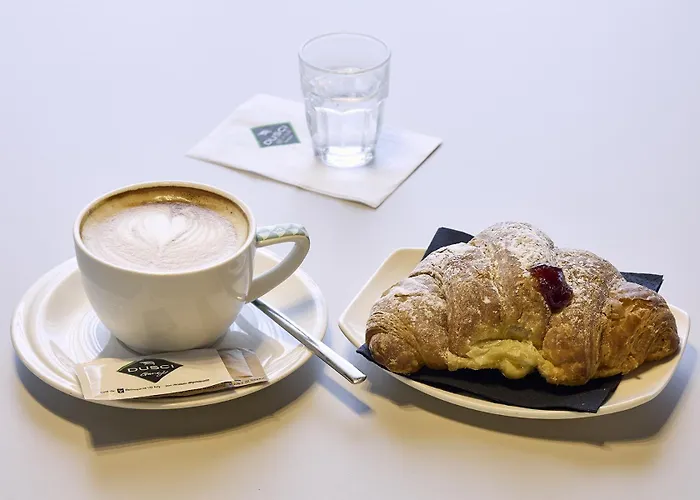 Sarpi & ゲストハウス